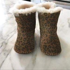 UGG Cassie Leopard Boot toddler 4/5